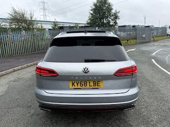 Used Volkswagen Touareg 2018 for sale - 76156652: Photo 4