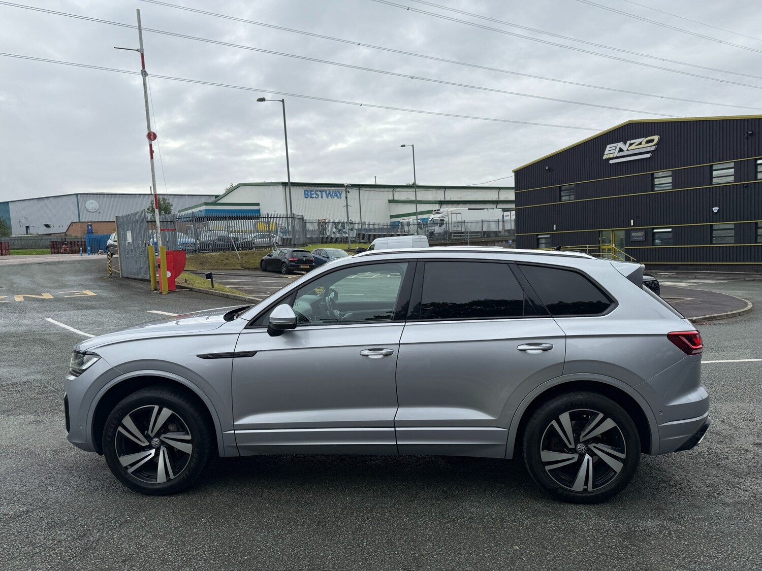 Used Volkswagen Touareg 2018 for sale - 76156652: Photo 6
