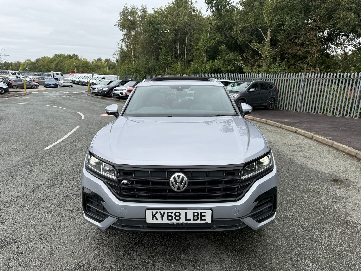 Used Volkswagen Touareg 2018 for sale - 76156652: Photo 8