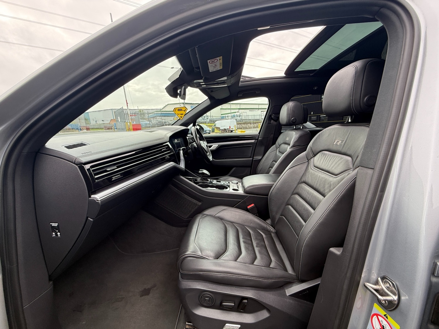 Used Volkswagen Touareg 2018 for sale - 76156652: Photo 9