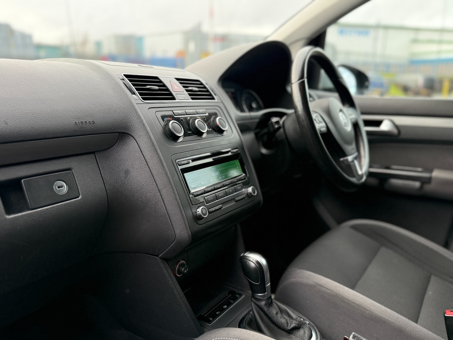 Used Volkswagen Touran 2014 for sale - 77489977: Photo 12