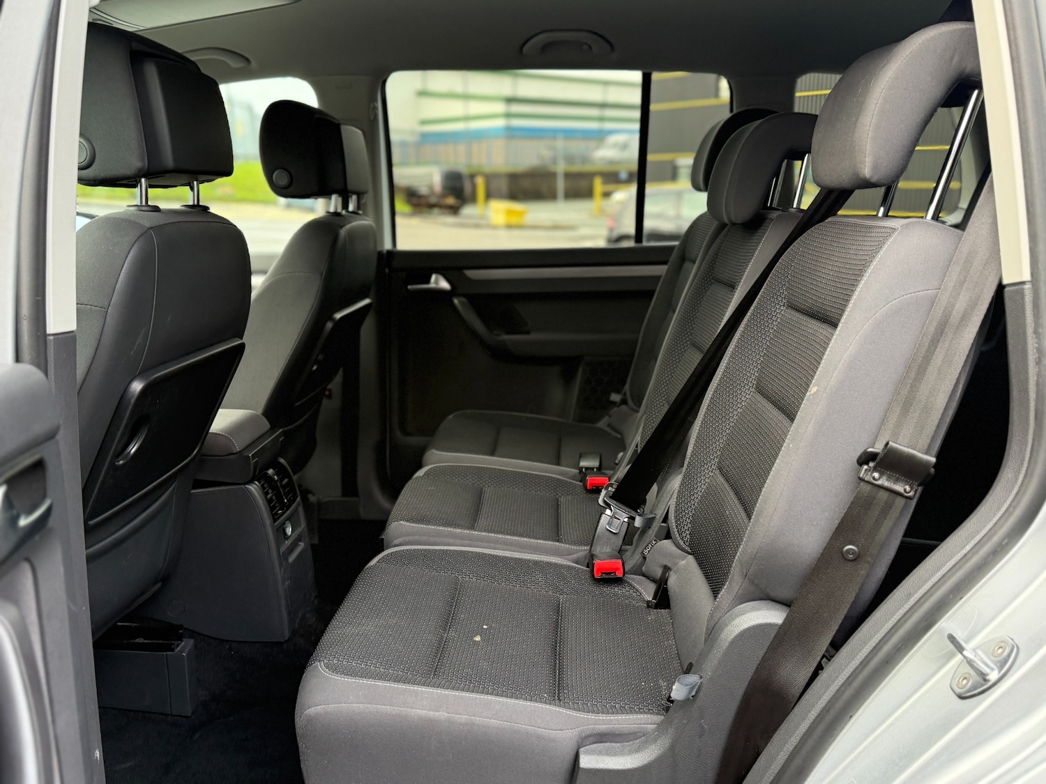 Used Volkswagen Touran 2014 for sale - 77489977: Photo 14