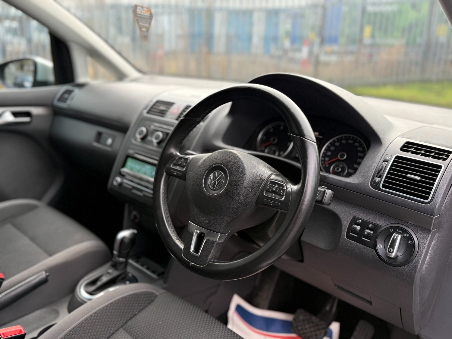 Used Volkswagen Touran 2014 for sale - 77489977: Photo 25