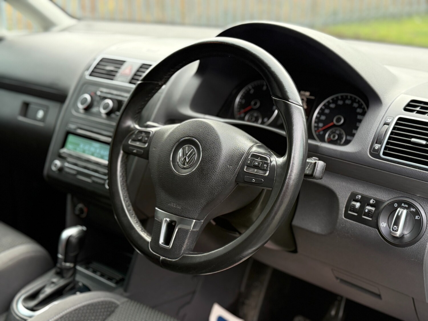 Used Volkswagen Touran 2014 for sale - 77489977: Photo 26