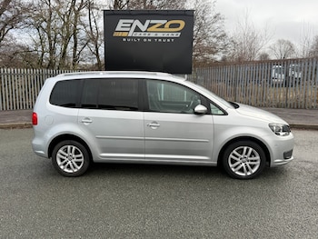 Used Volkswagen Touran 2014 for sale - 77489977: Photo