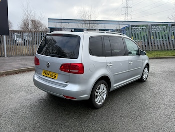 Used Volkswagen Touran 2014 for sale - 77489977: Photo
