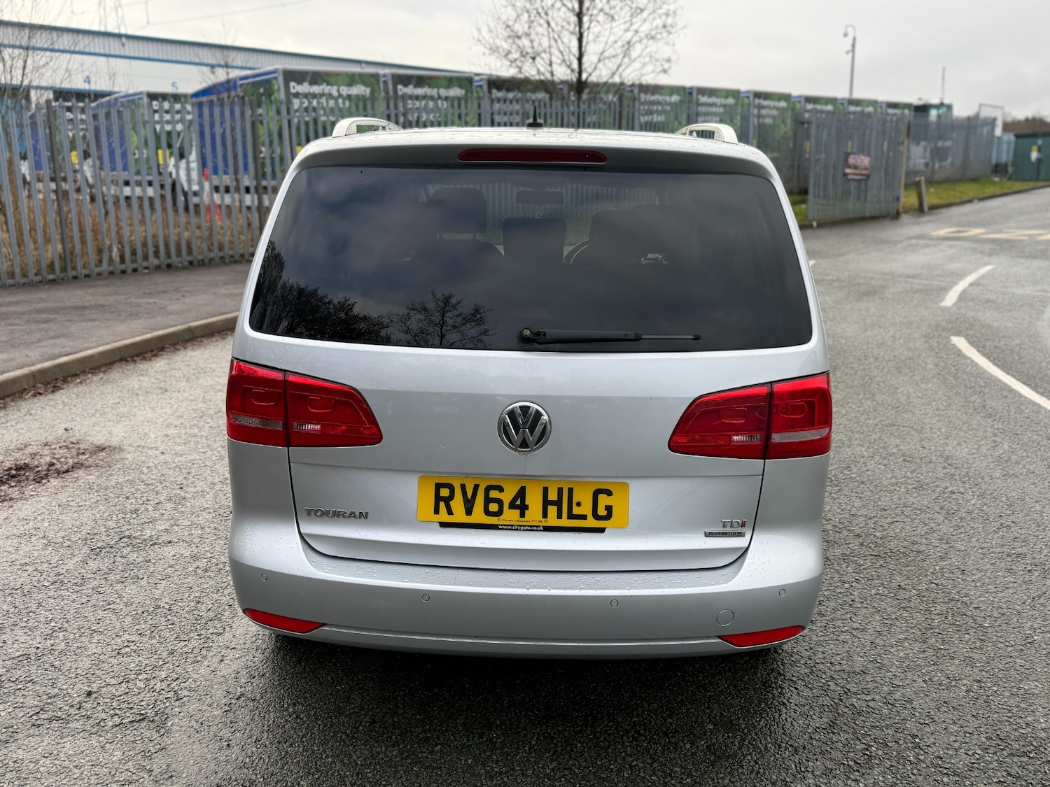 Used Volkswagen Touran 2014 for sale - 77489977: Photo 5