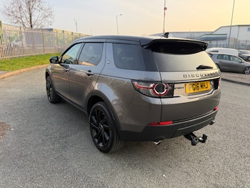 Used Land Rover Discovery Sport 2016 for sale - 77976754: Photo