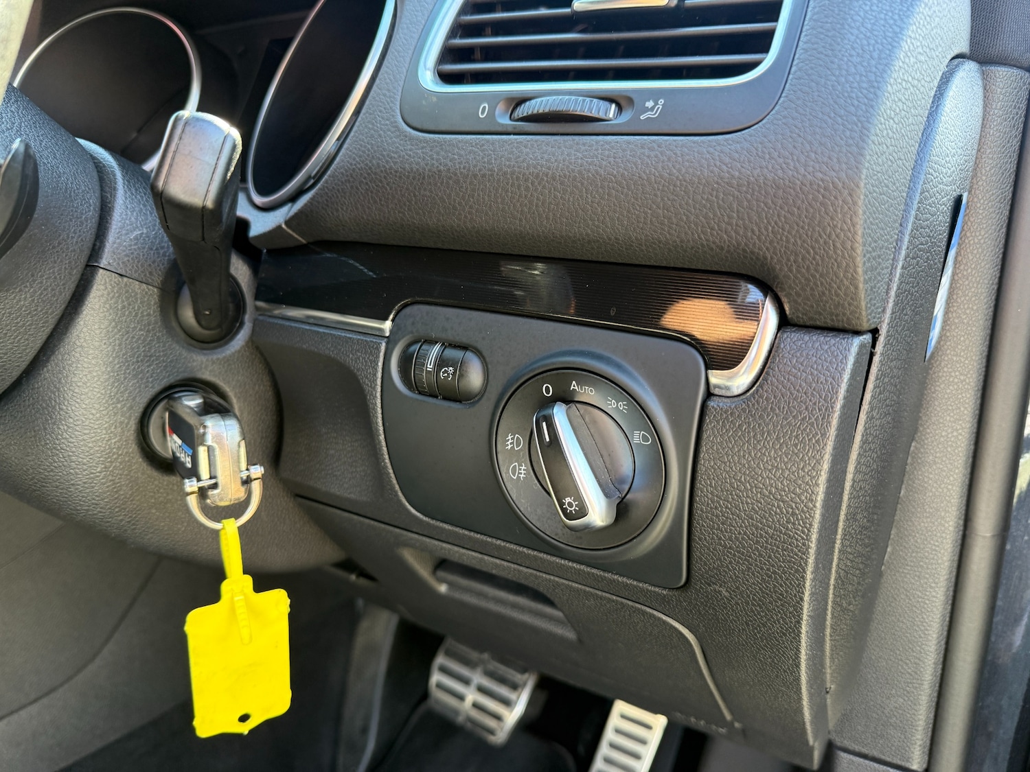 Used Volkswagen Golf 2009 for sale - 78150742: Photo 24