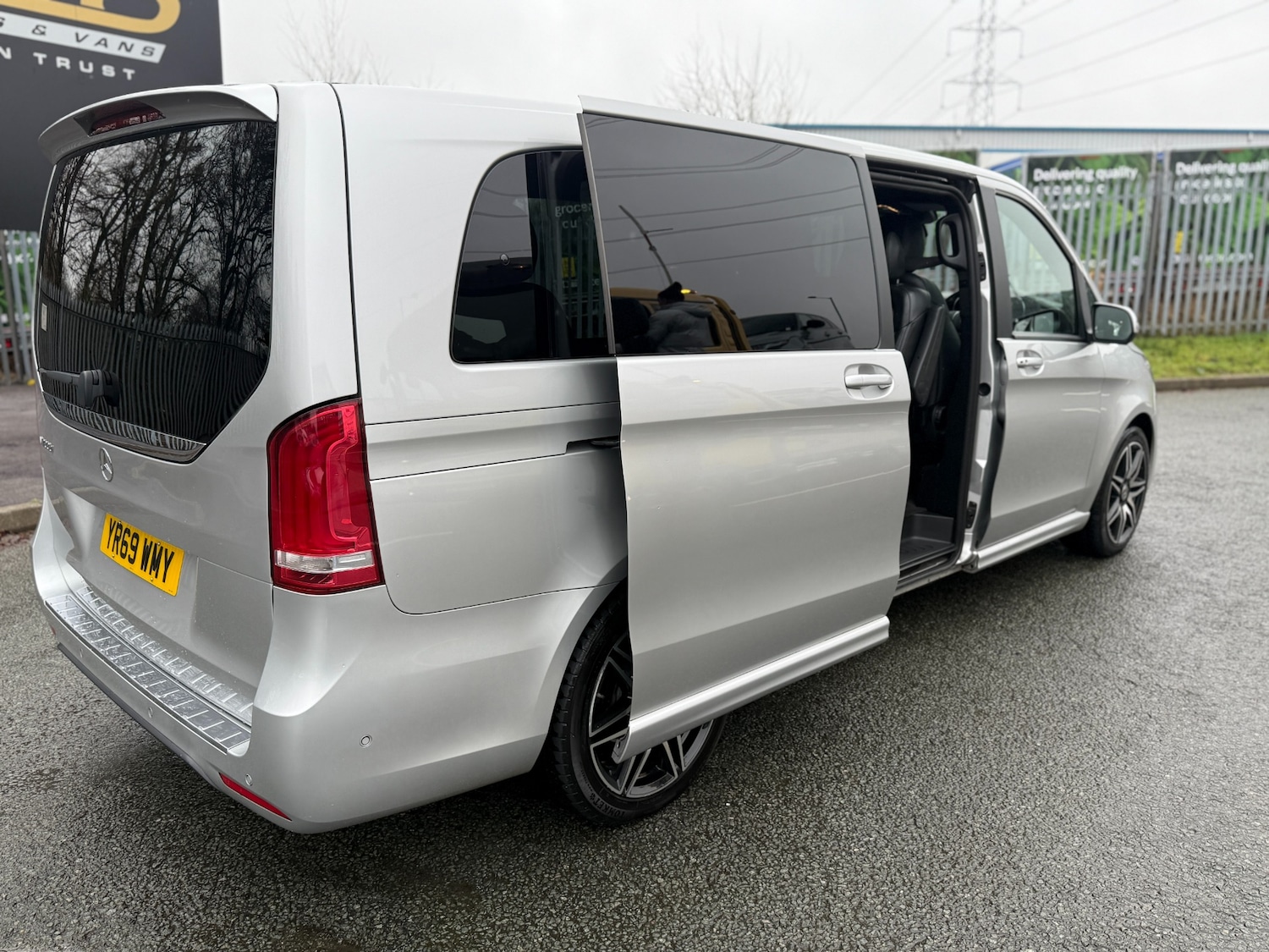 Used Mercedes-Benz V-Class 2019 for sale - 77518996: Photo 22