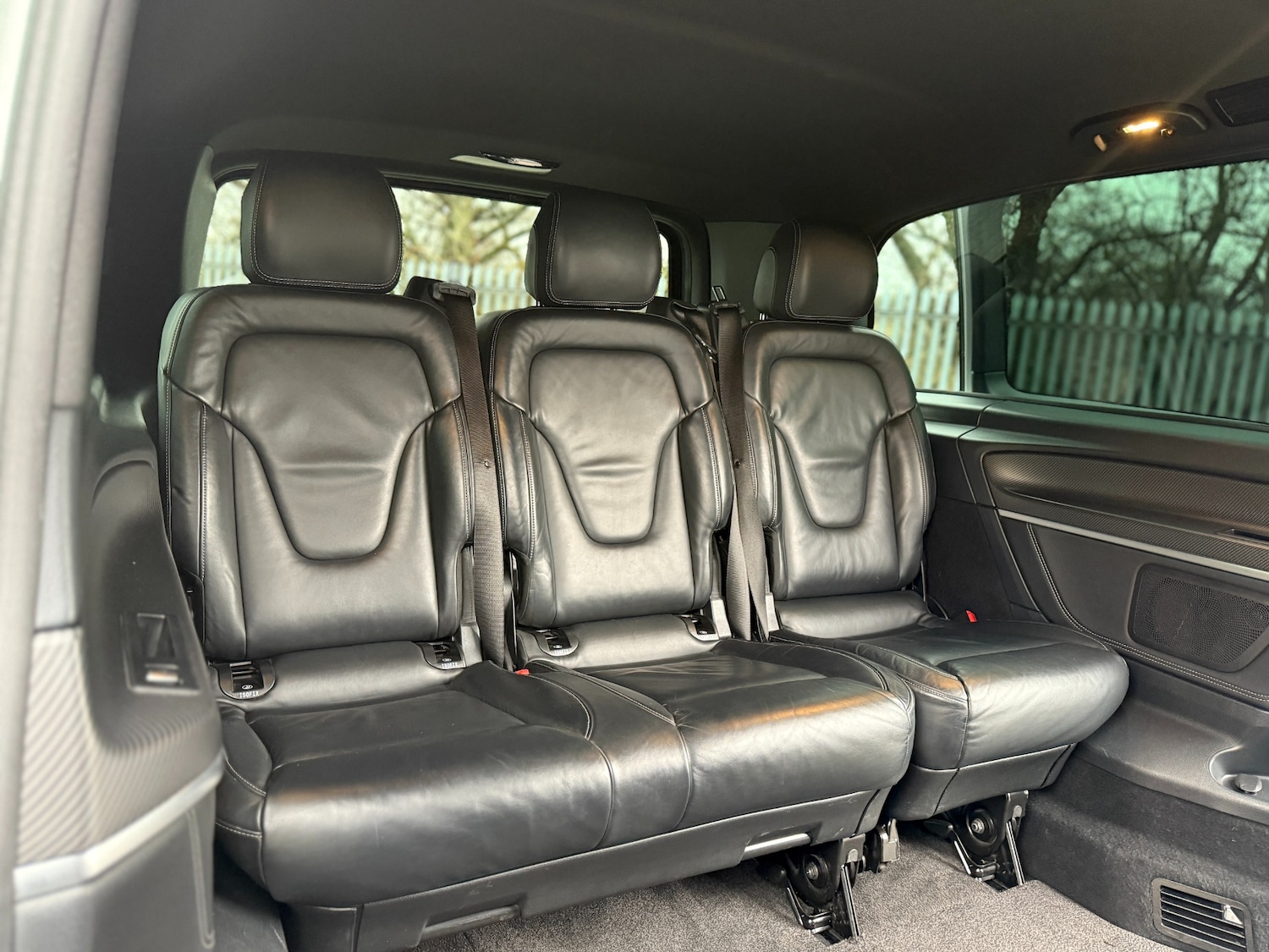 Used Mercedes-Benz V-Class 2019 for sale - 77518996: Photo 25