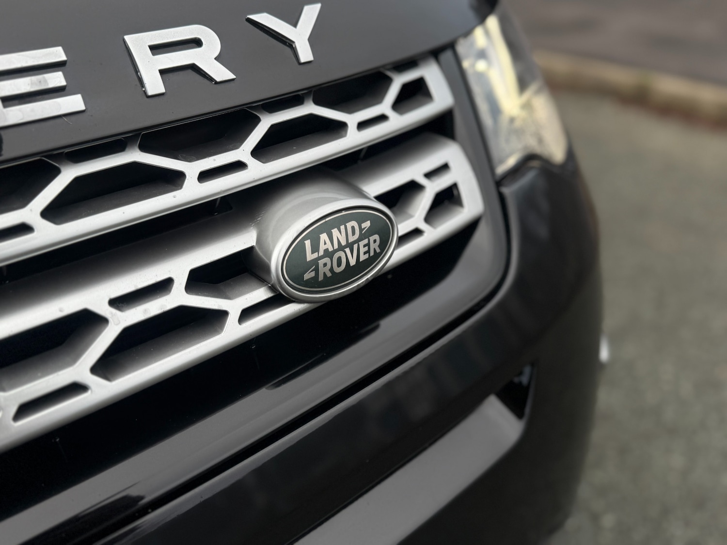 Used Land Rover Discovery Sport 2018 for sale - 77324534: Photo 12