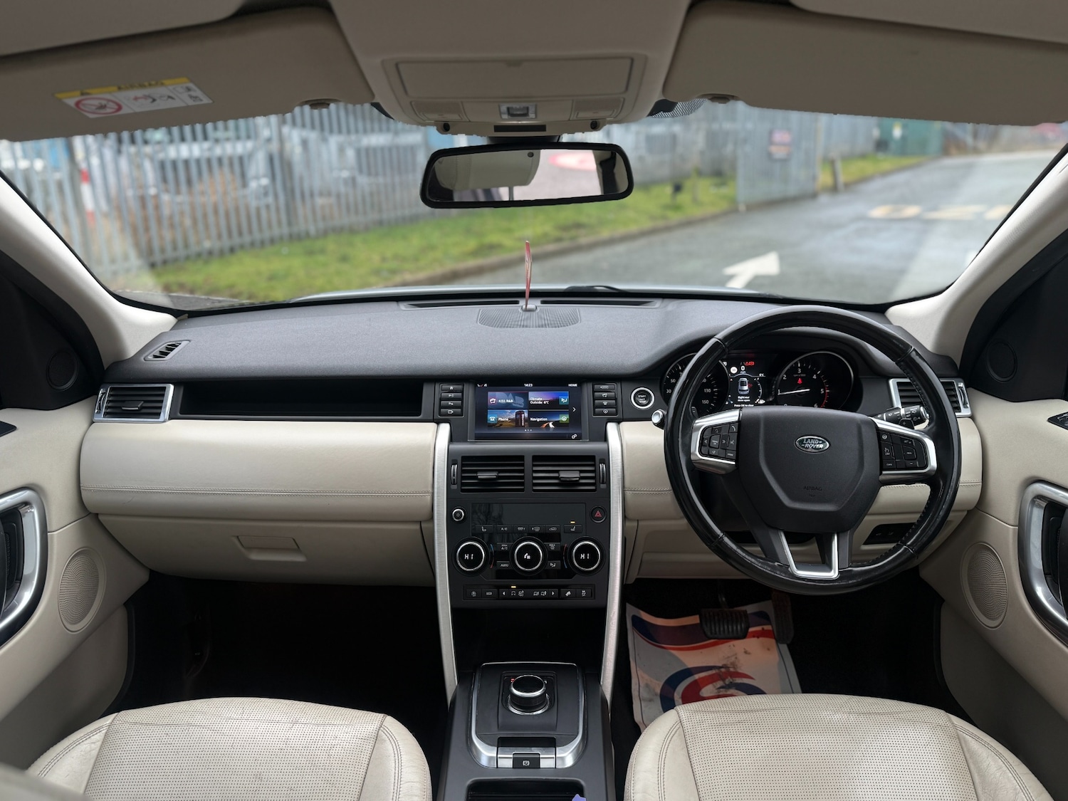 Used Land Rover Discovery Sport 2018 for sale - 77324534: Photo 27