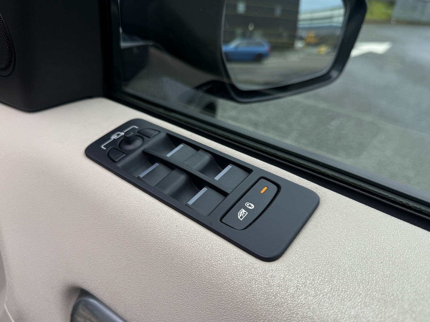 Used Land Rover Discovery Sport 2018 for sale - 77324534: Photo 33