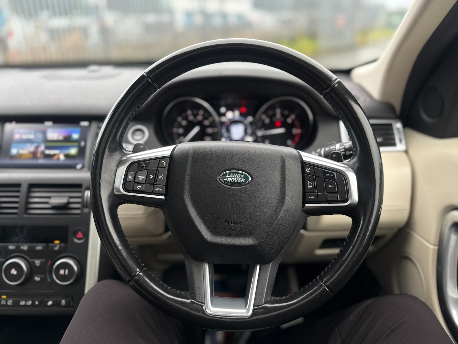 Used Land Rover Discovery Sport 2018 for sale - 77324534: Photo 36