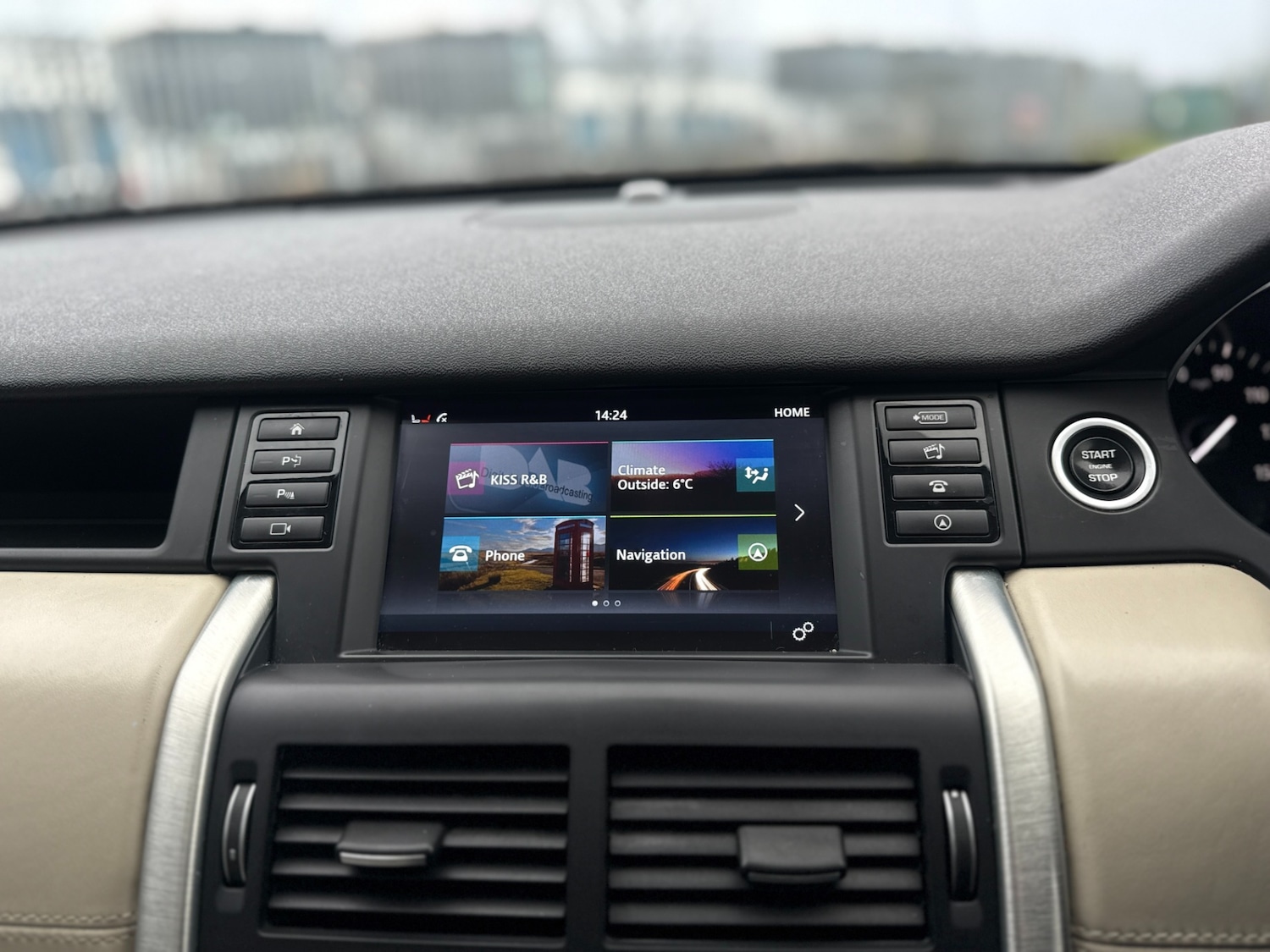 Used Land Rover Discovery Sport 2018 for sale - 77324534: Photo 39