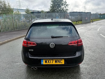 Used Volkswagen Golf 2017 for sale - 76171341: Photo