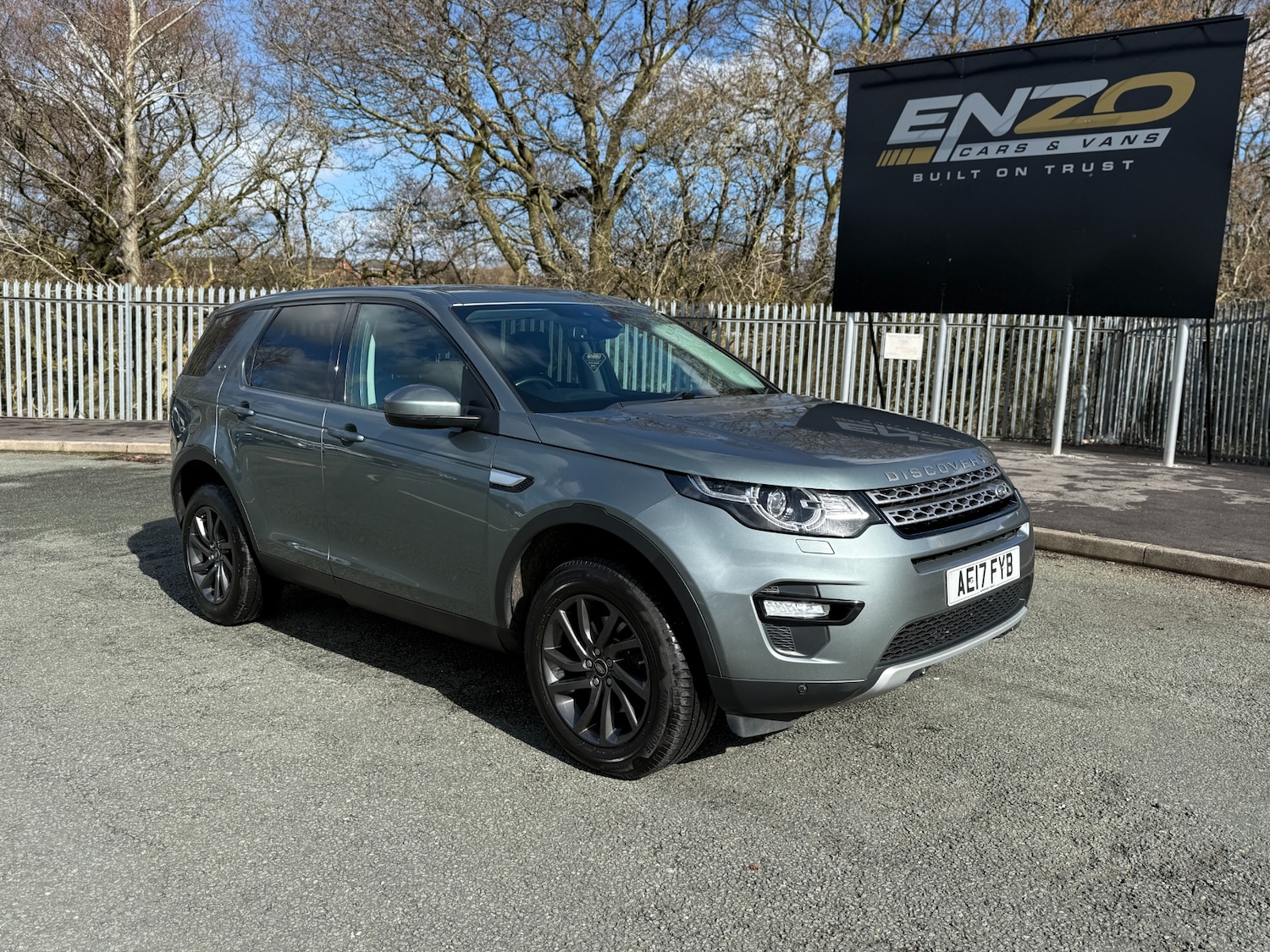 Used Land Rover Discovery Sport 2017 for sale - 77973904: Photo 1