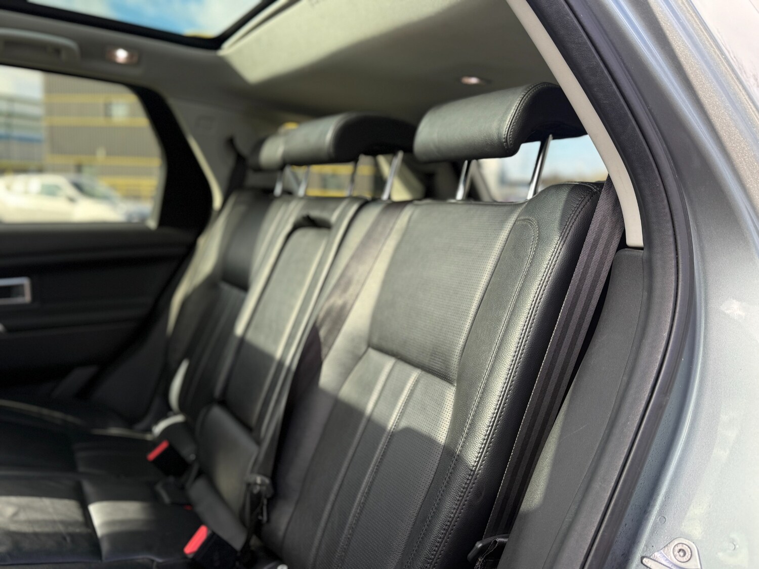 Used Land Rover Discovery Sport 2017 for sale - 77973904: Photo 15