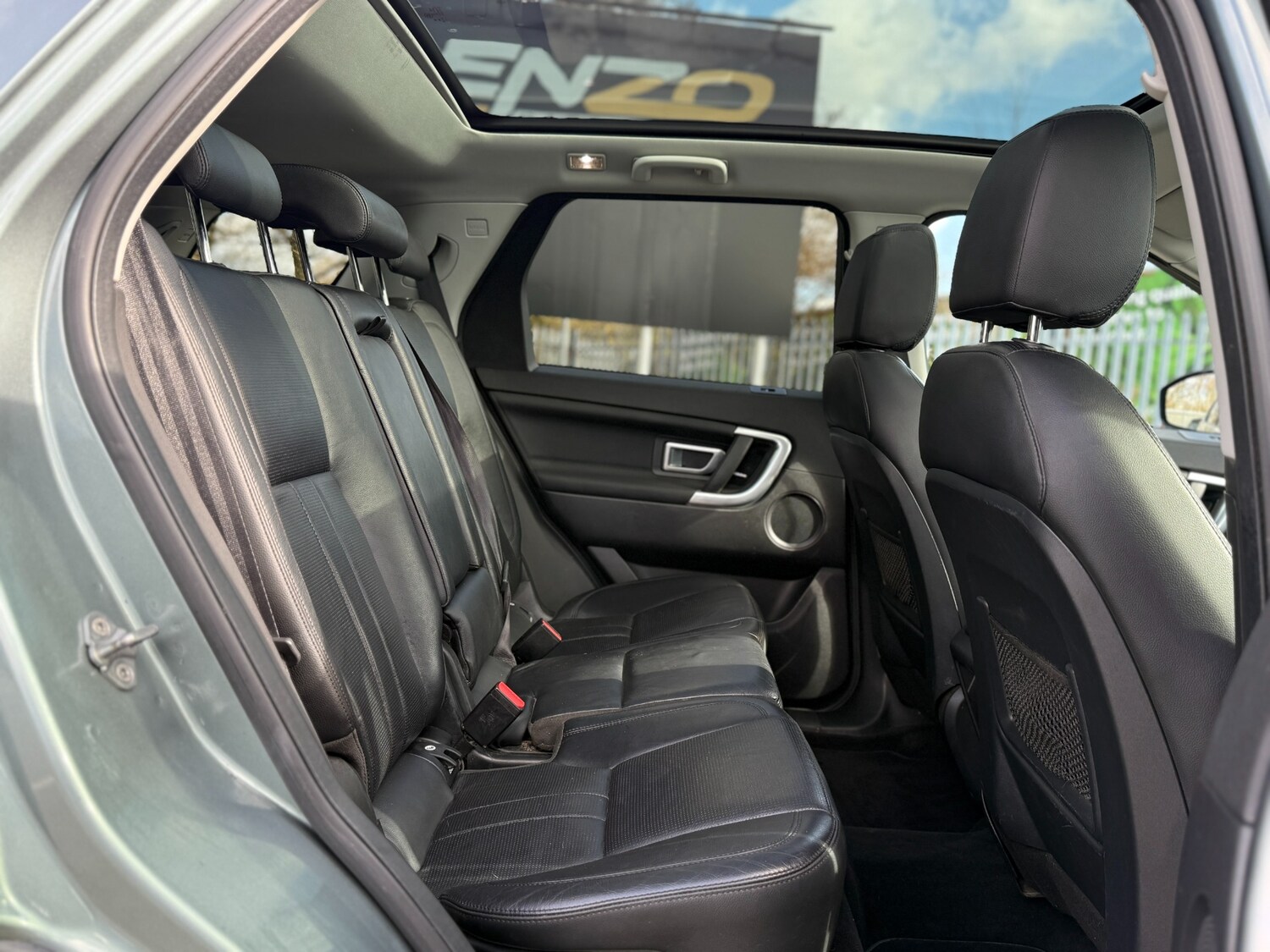 Used Land Rover Discovery Sport 2017 for sale - 77973904: Photo 20