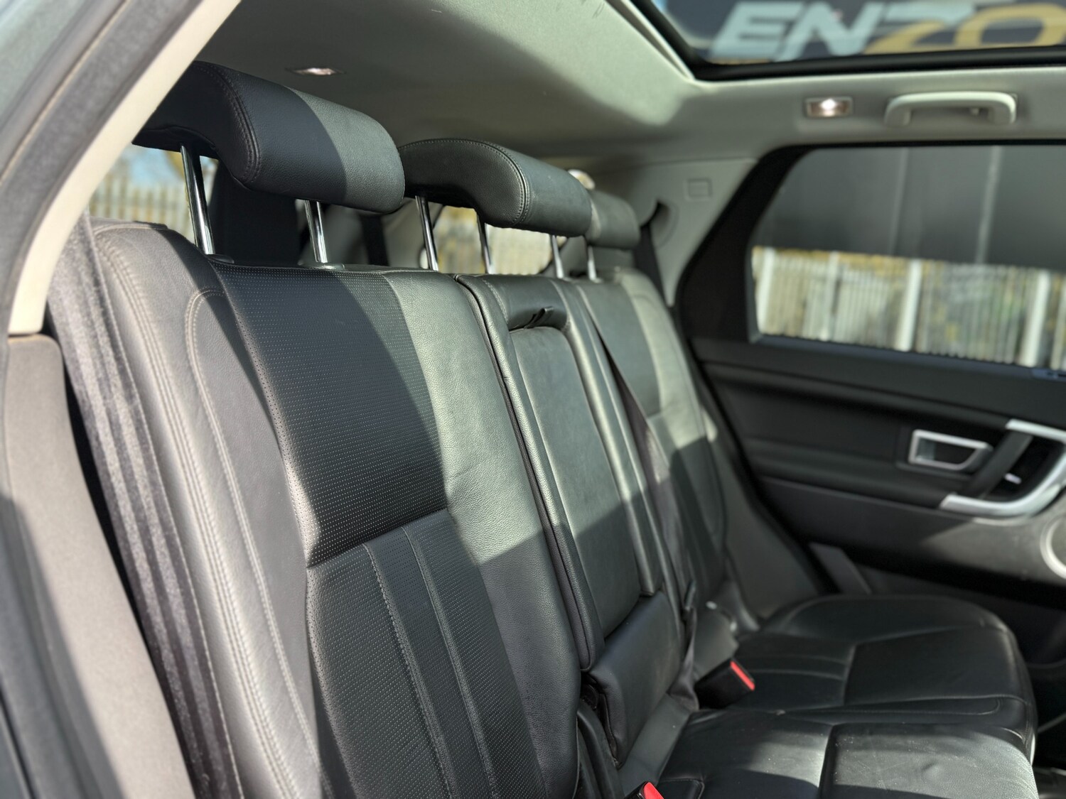 Used Land Rover Discovery Sport 2017 for sale - 77973904: Photo 21