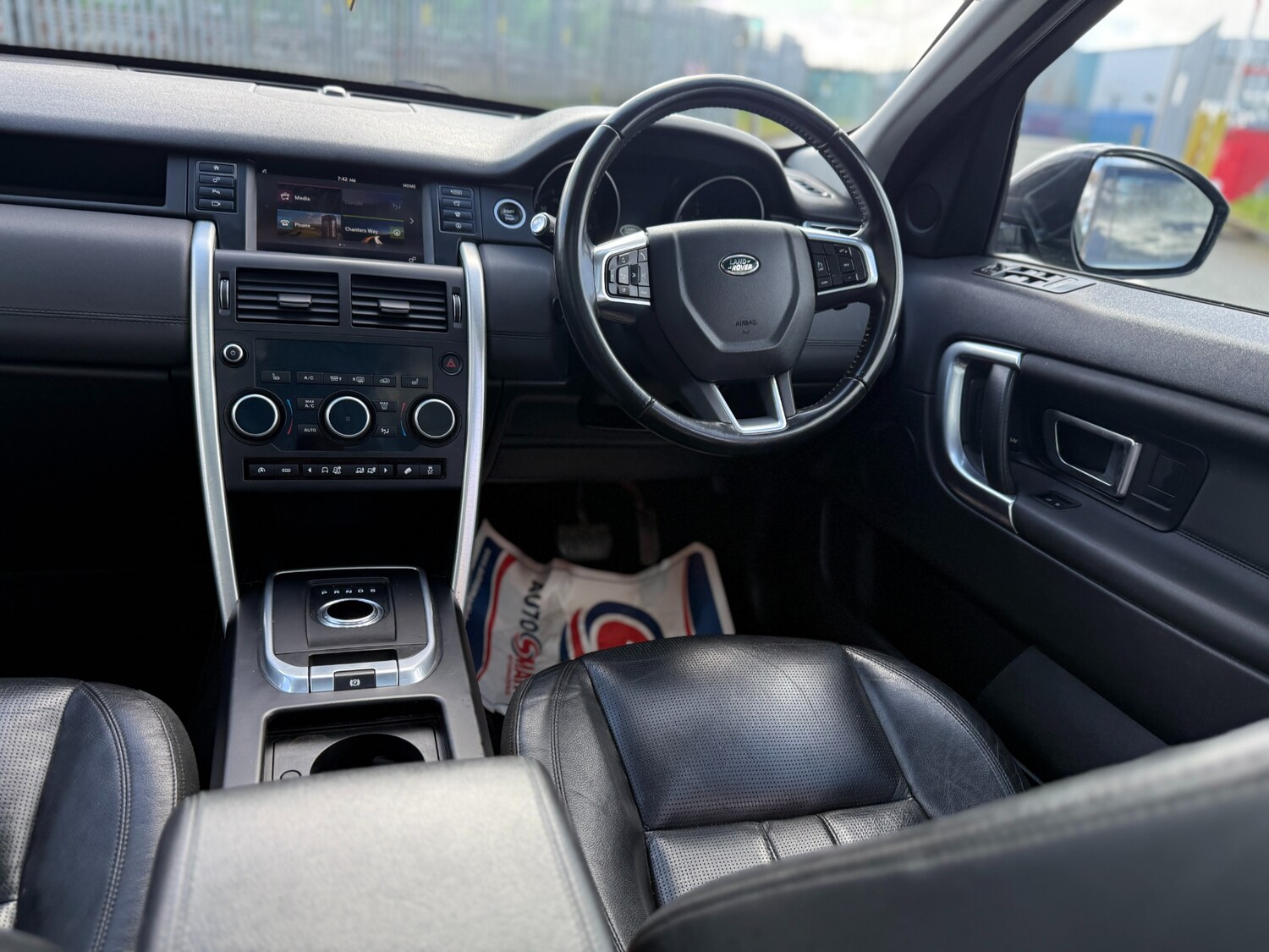 Used Land Rover Discovery Sport 2017 for sale - 77973904: Photo 26