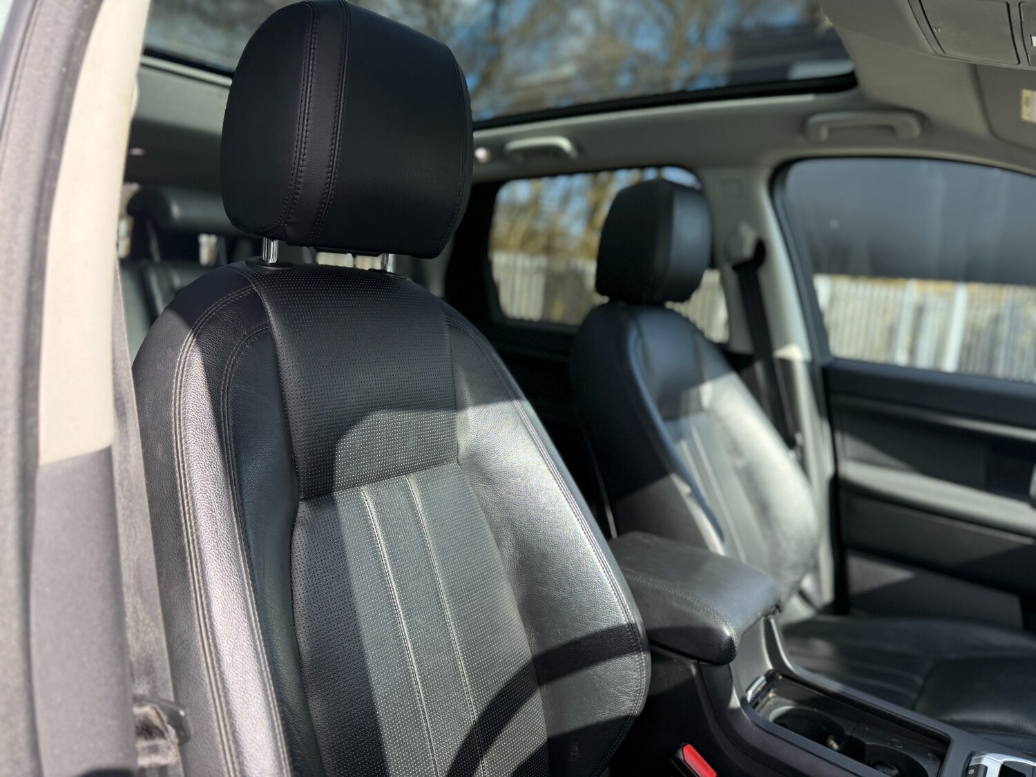 Used Land Rover Discovery Sport 2017 for sale - 77973904: Photo 36