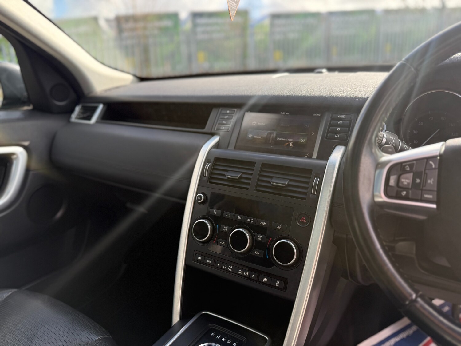 Used Land Rover Discovery Sport 2017 for sale - 77973904: Photo 38