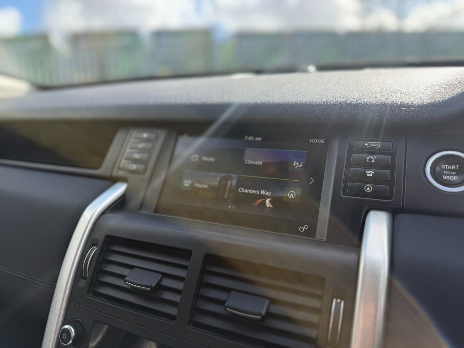 Used Land Rover Discovery Sport 2017 for sale - 77973904: Photo 44