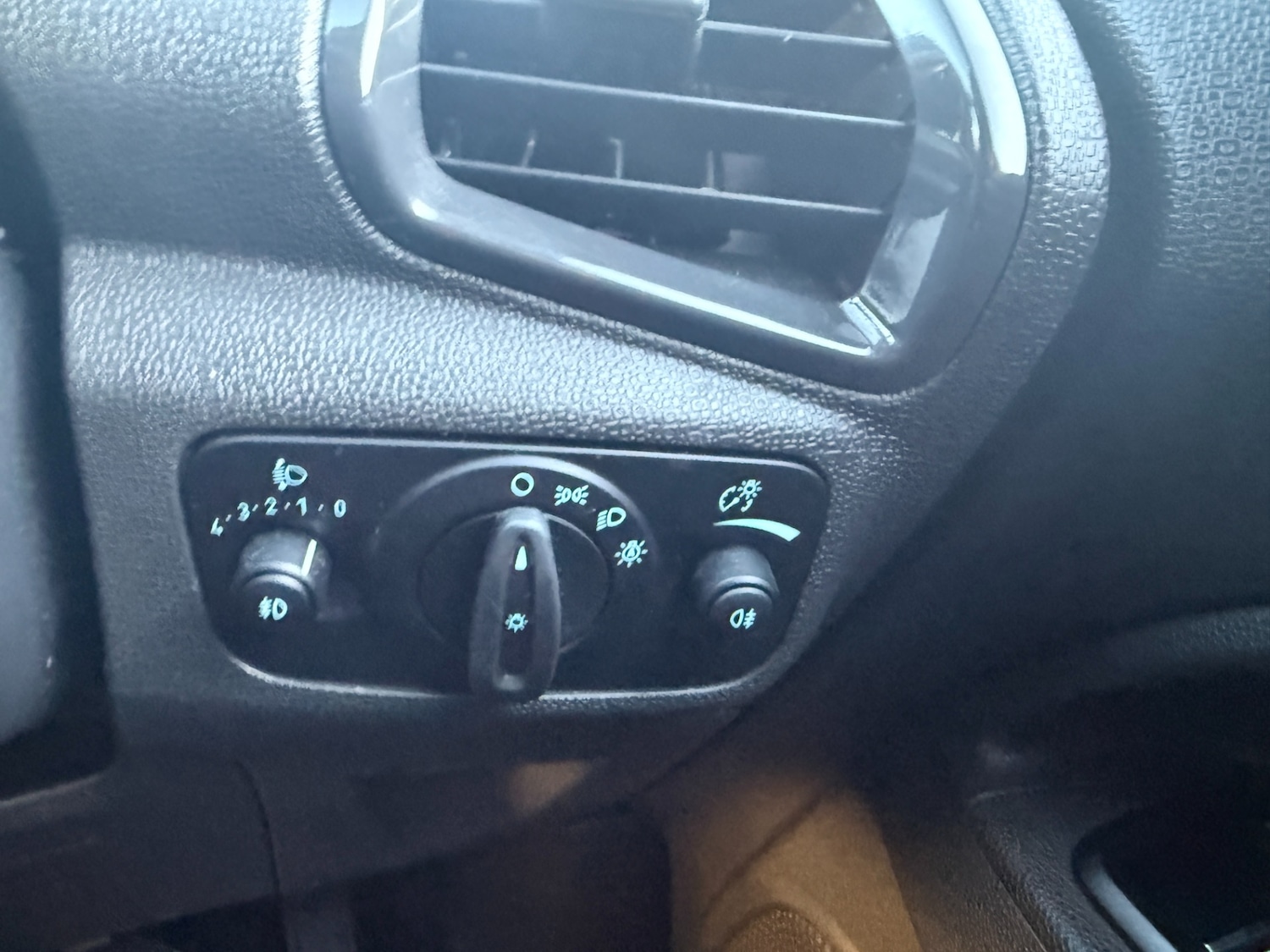 Used Ford Ecosport 2016 for sale - 75726490: Photo 22