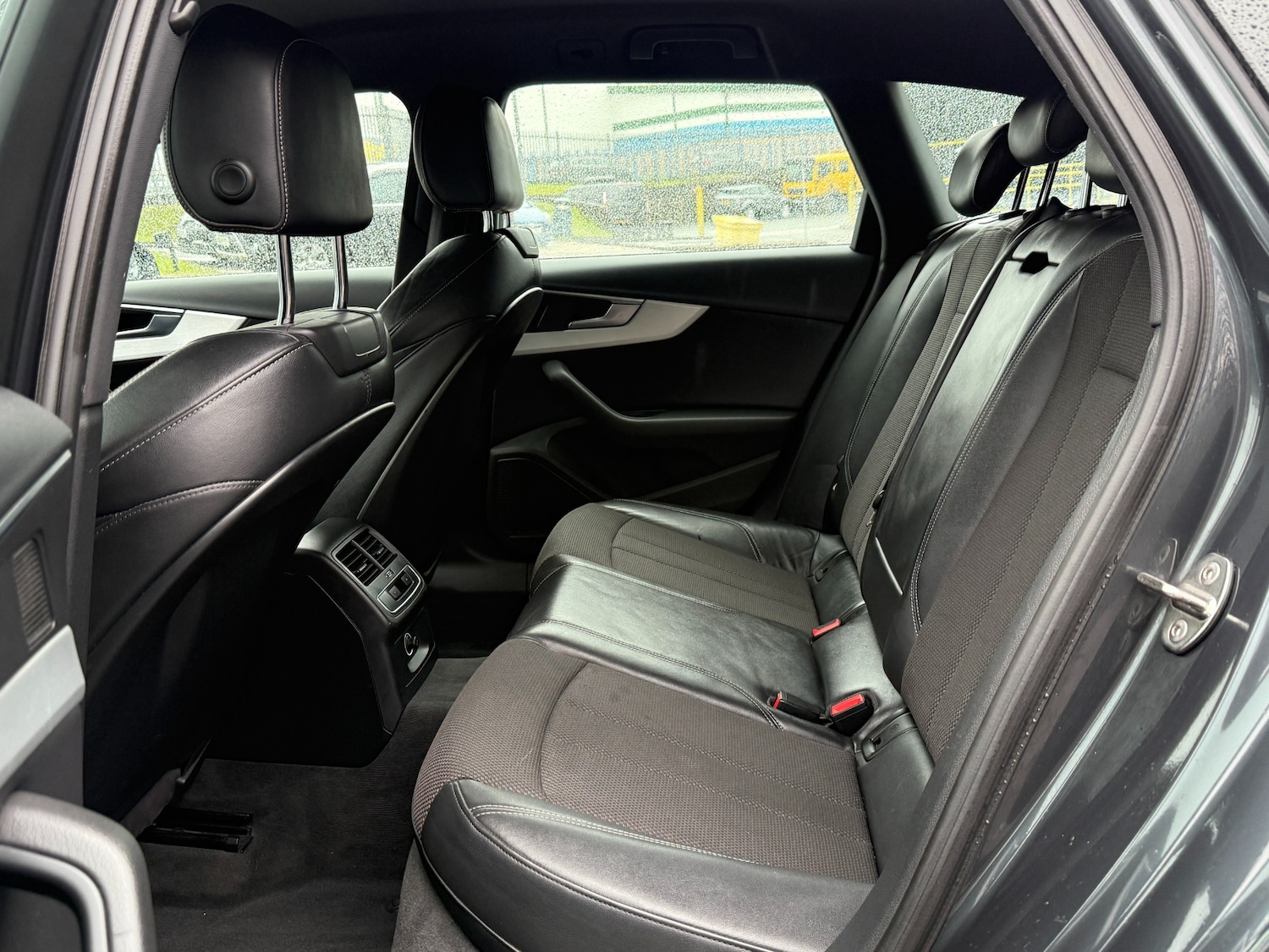 Used Audi A4 2016 for sale - 77310876: Photo 10