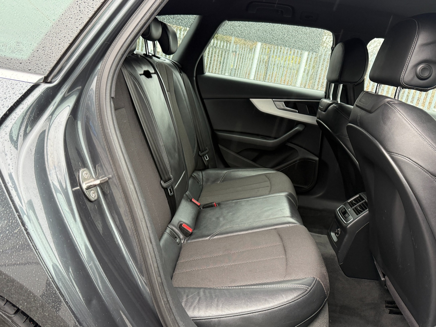 Used Audi A4 2016 for sale - 77310876: Photo 12