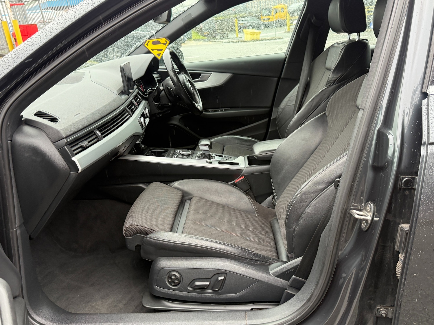 Used Audi A4 2016 for sale - 77310876: Photo 8