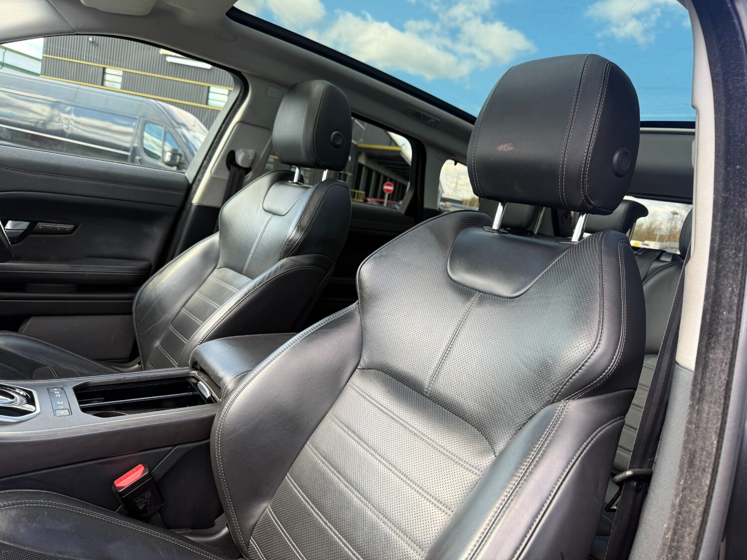 Used Land Rover Range Rover Evoque 2018 for sale - 78107959: Photo 11