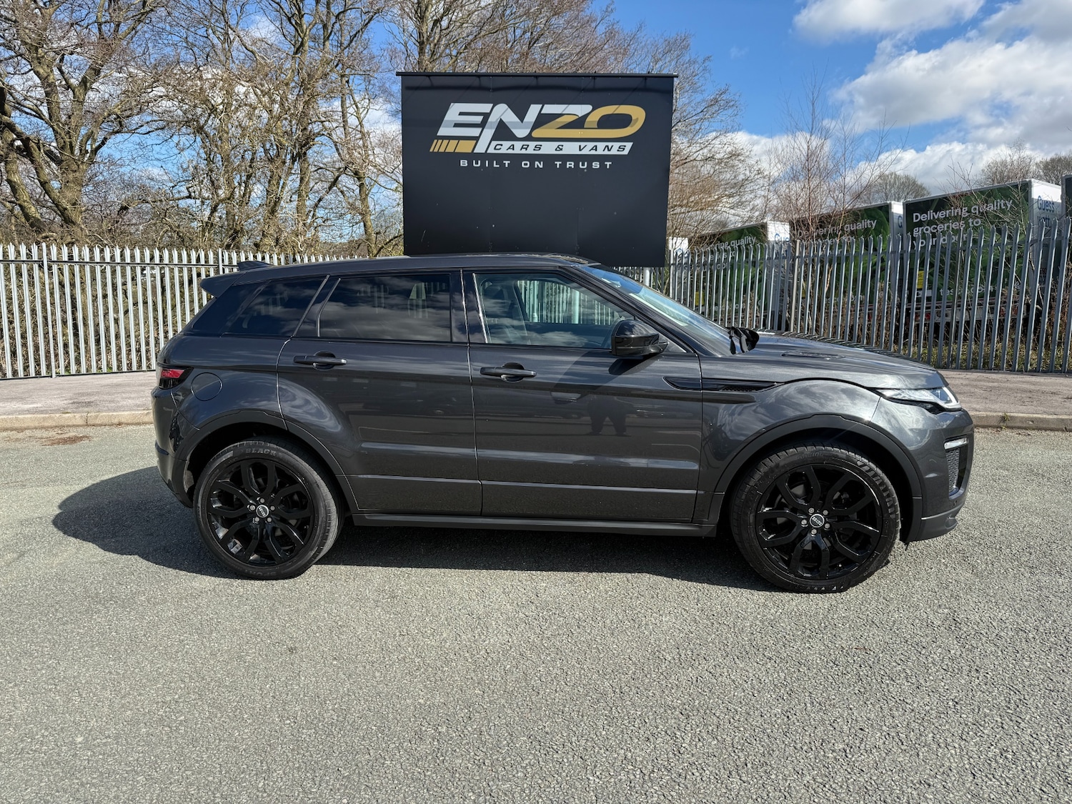 Used Land Rover Range Rover Evoque 2018 for sale - 78107959: Photo 2