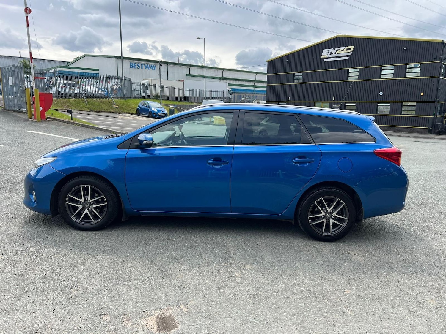 Vehicle 4