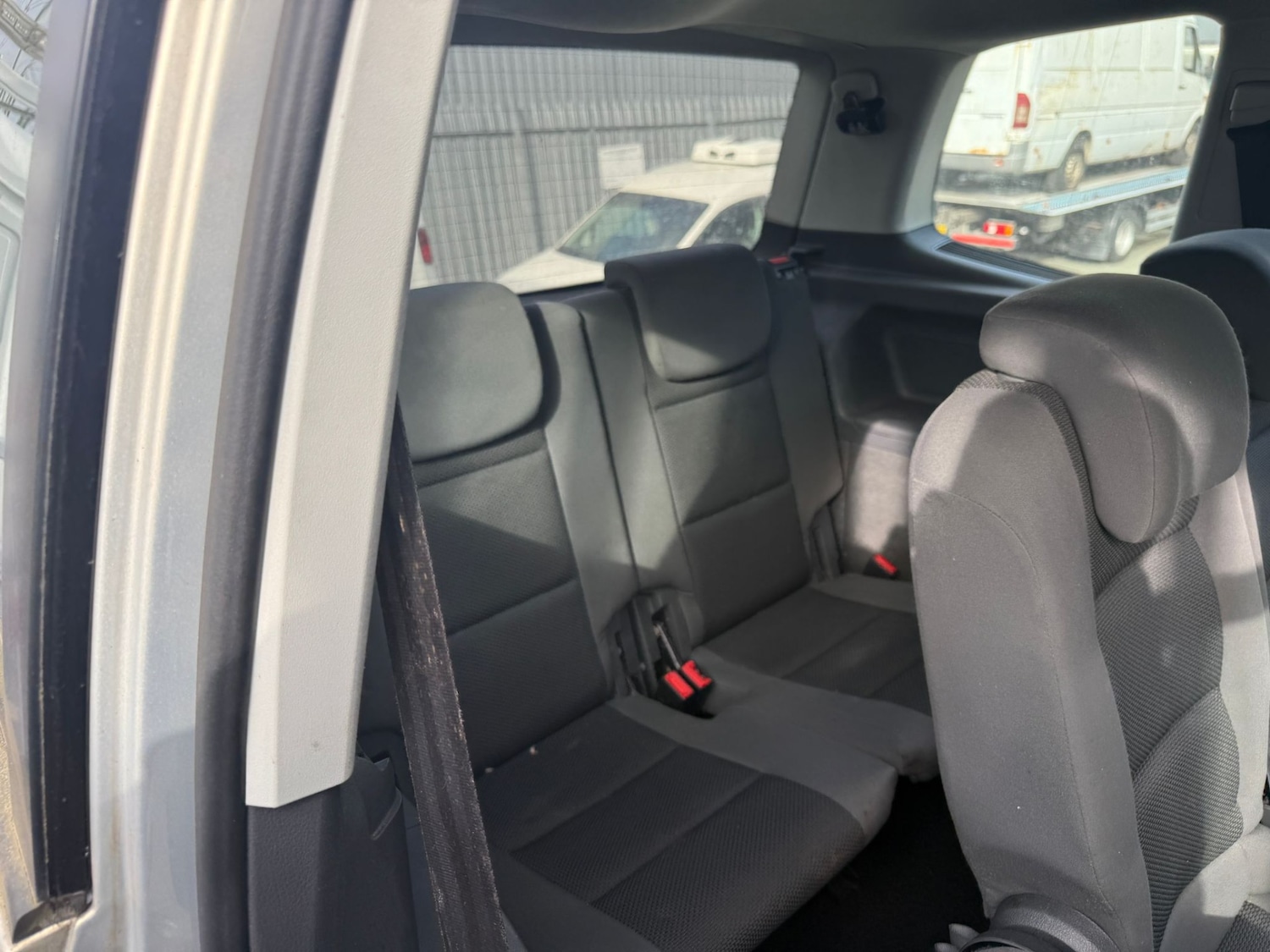 Used Volkswagen Touran 2012 for sale - 76263589: Photo 9