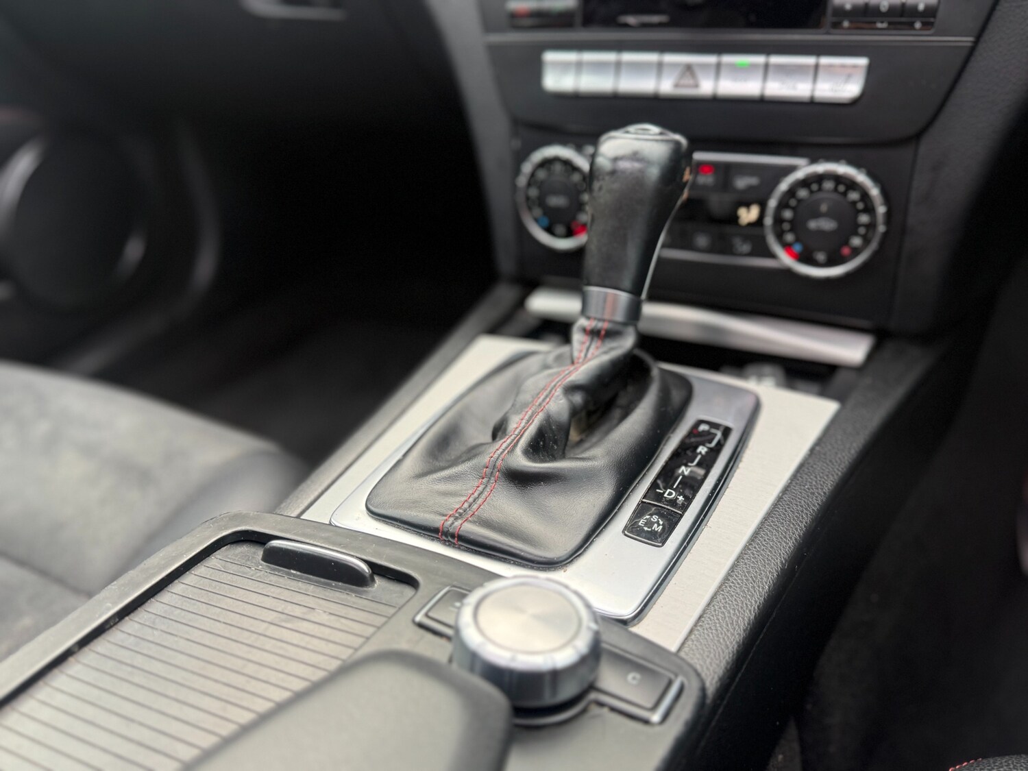 Used Mercedes-Benz C Class 2012 for sale - 77404790: Photo 32