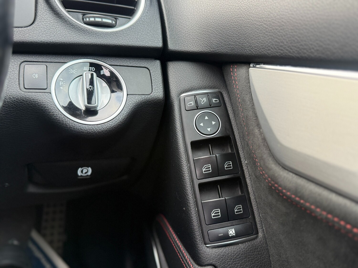 Used Mercedes-Benz C Class 2012 for sale - 77404790: Photo 33