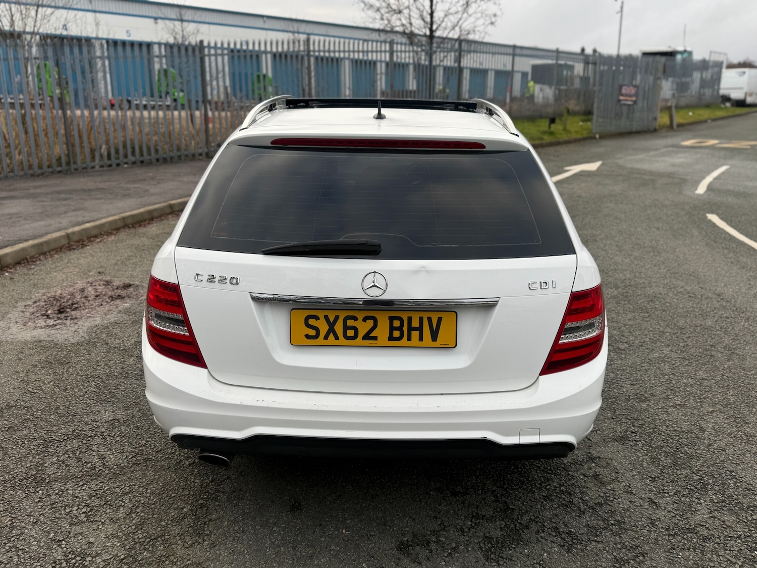 Used Mercedes-Benz C Class 2012 for sale - 77404790: Photo 4