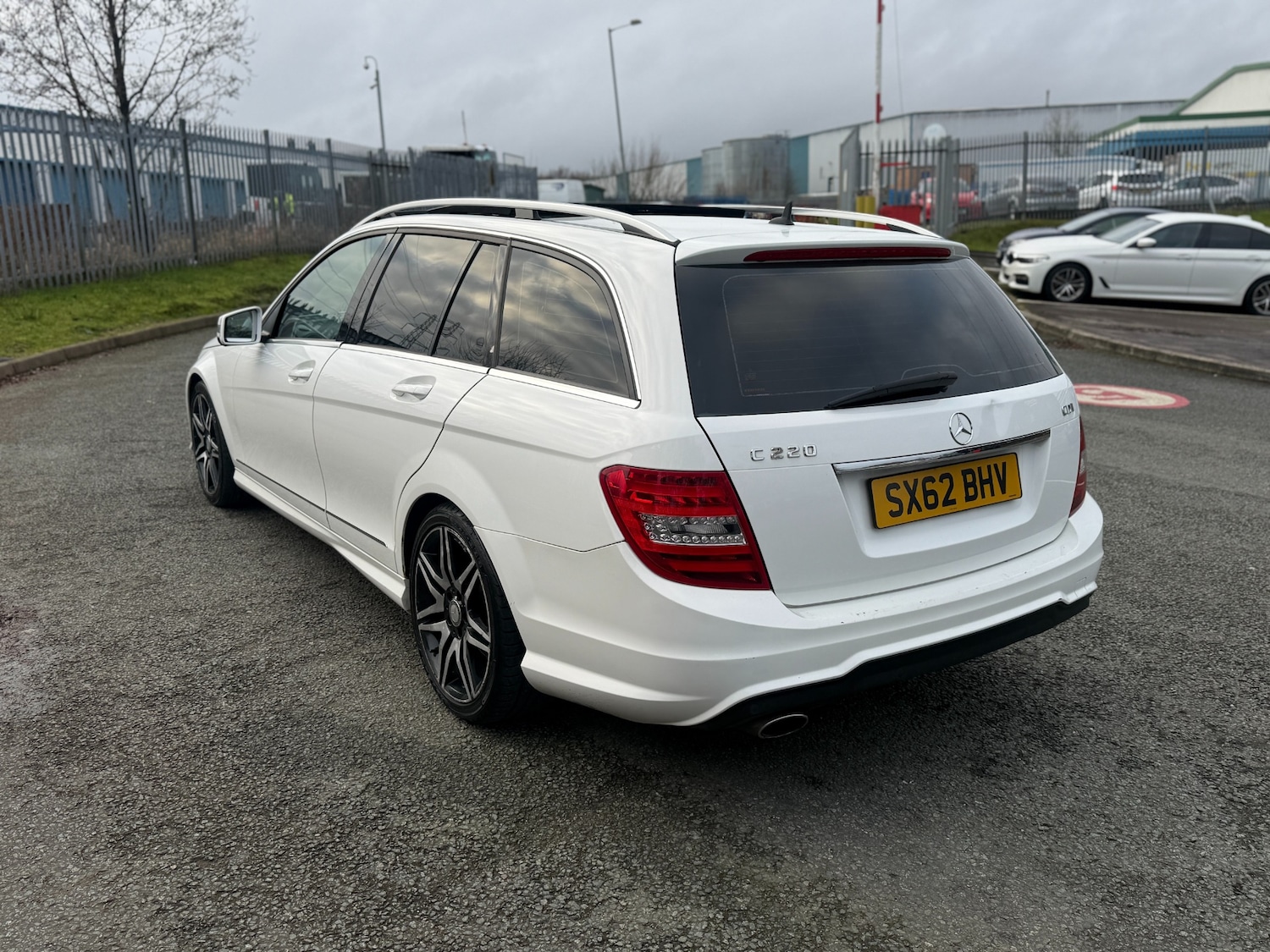 Used Mercedes-Benz C Class 2012 for sale - 77404790: Photo 5