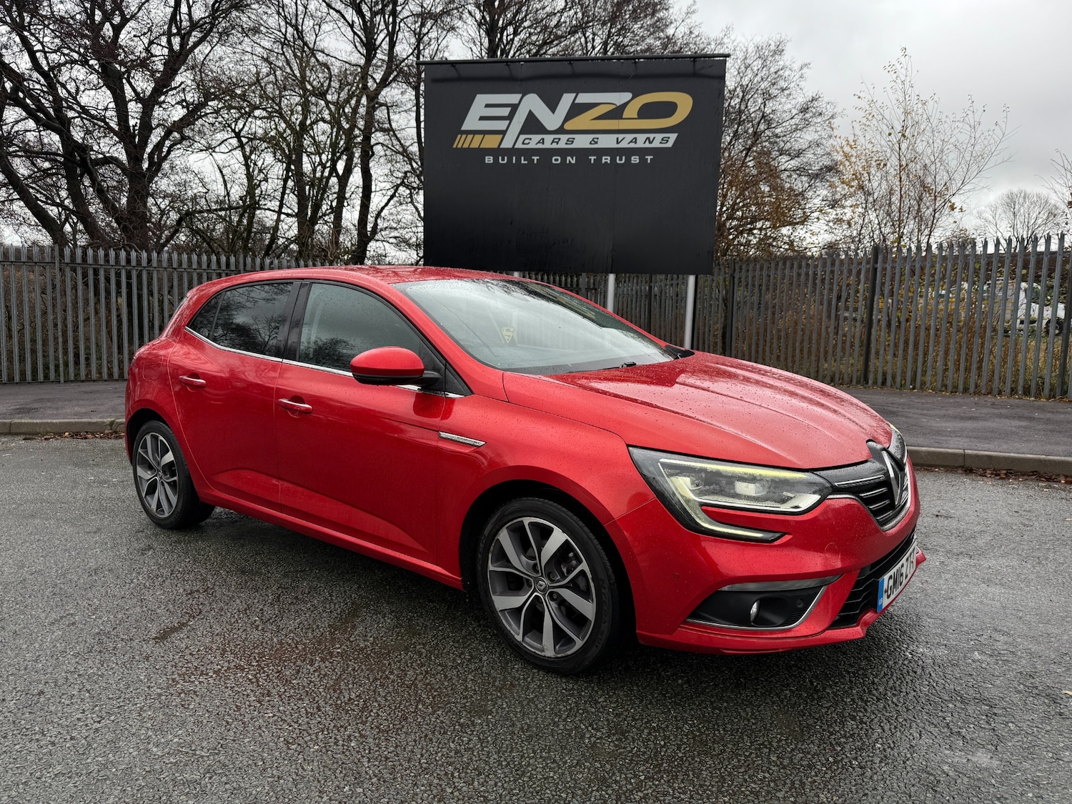 Used Renault Megane 2016 for sale - 76905211: Photo 2