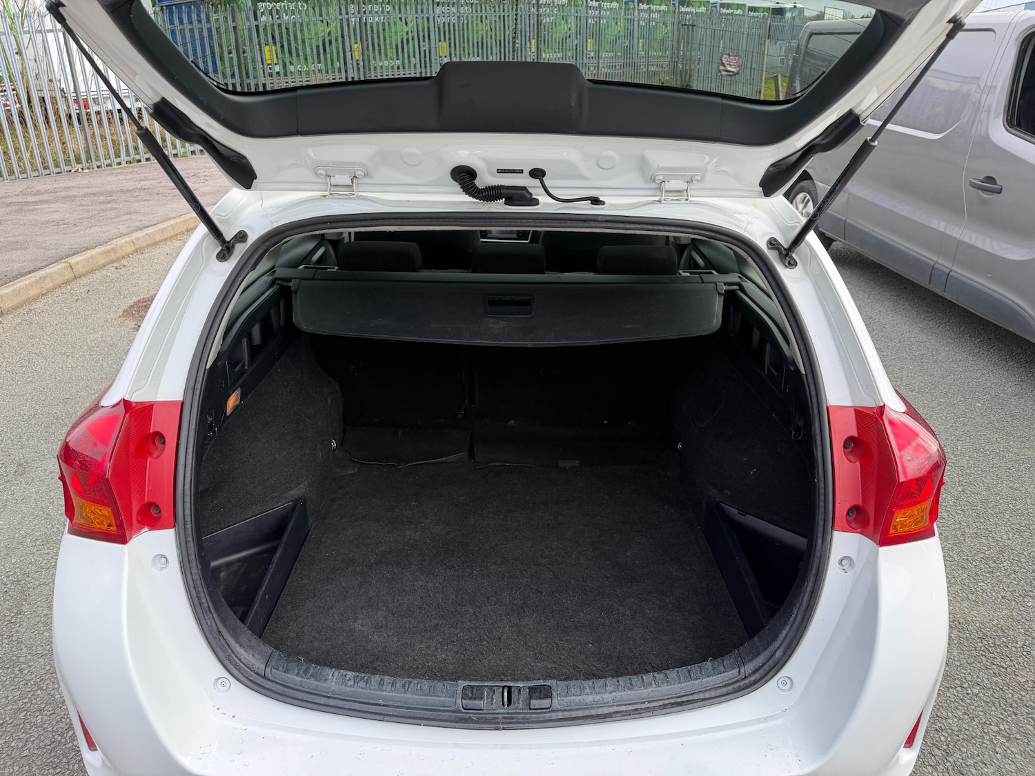 Used Toyota Auris 2014 for sale - 78092260: Photo 13