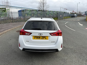 Used Toyota Auris 2014 for sale - 78092260: Photo