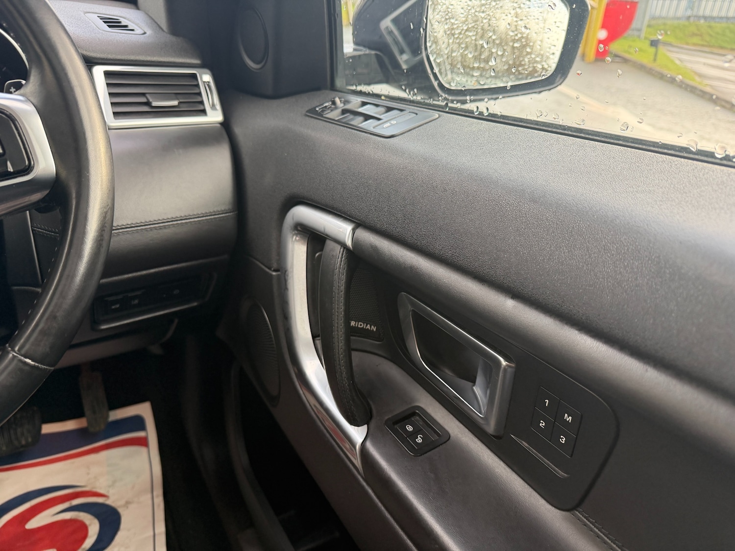 Used Land Rover Discovery Sport 2017 for sale - 78025336: Photo 16