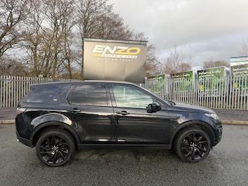 Used Land Rover Discovery Sport 2017 for sale - 78025336: Photo