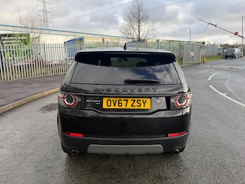 Used Land Rover Discovery Sport 2017 for sale - 78025336: Photo