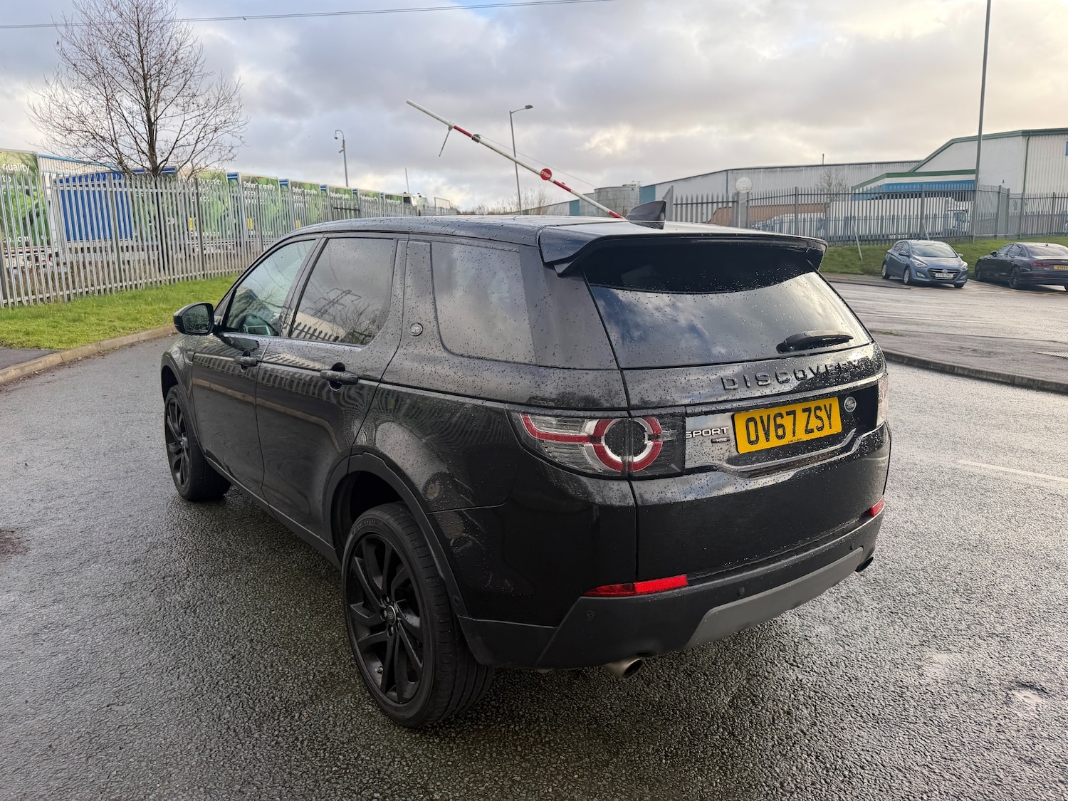 Used Land Rover Discovery Sport 2017 for sale - 78025336: Photo 5