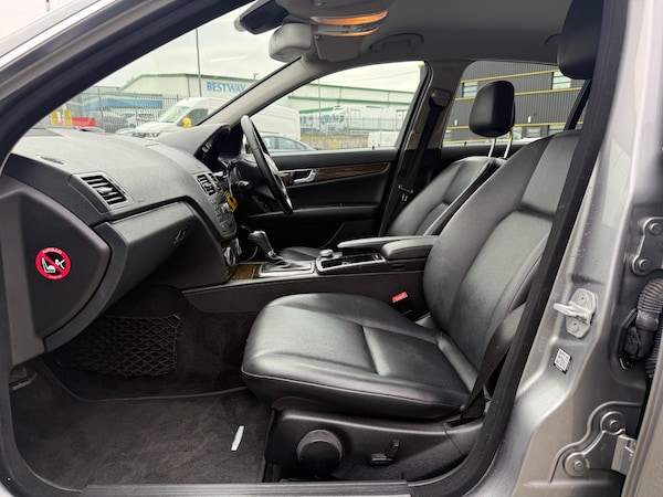 Used Mercedes-Benz C Class 2010 for sale - 76266177: Photo 10