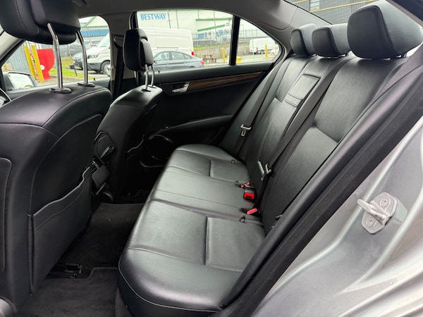 Used Mercedes-Benz C Class 2010 for sale - 76266177: Photo 11